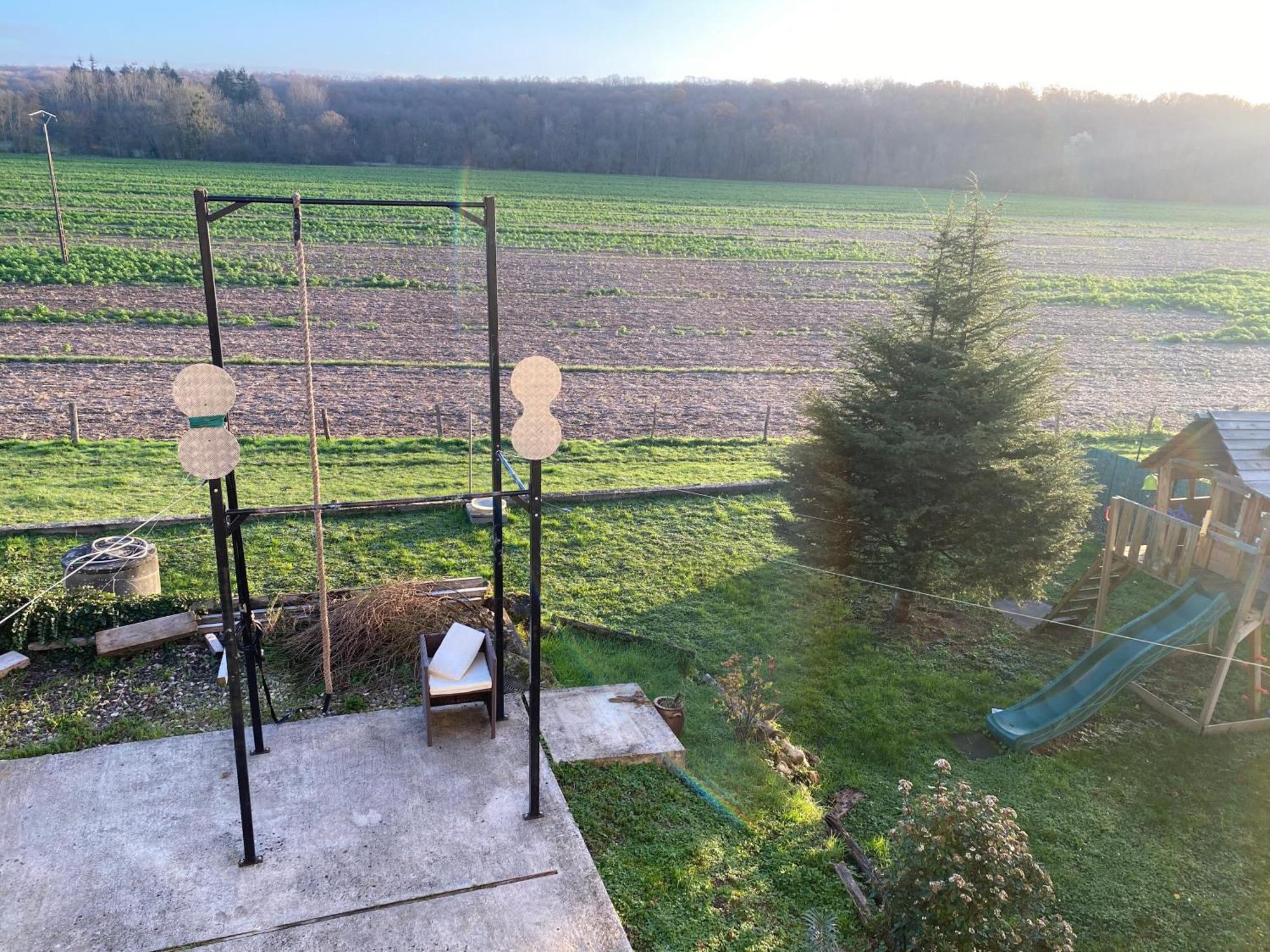 Logement En Rez De Jardin Guerard Exterior photo